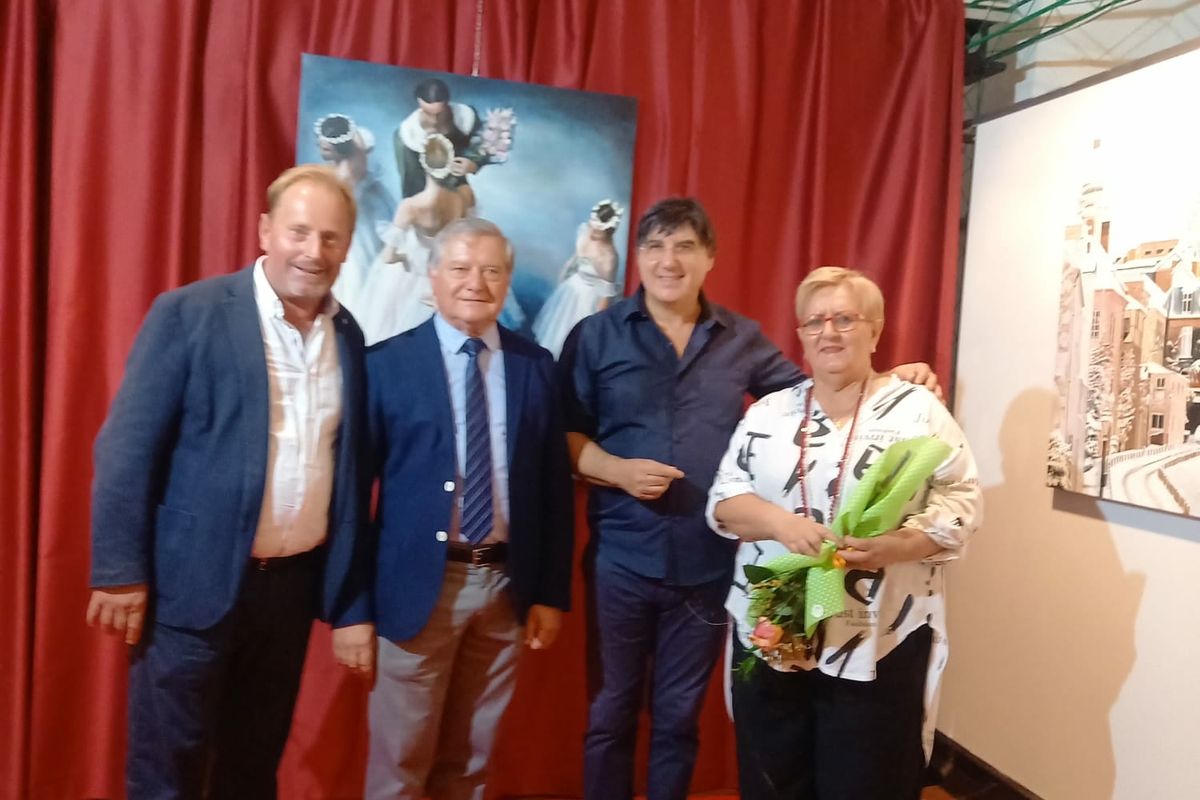 Il Presidente del Parco del Monviso Dario Miretti, il Sindaco di Caramagna Piemonte Francesco Emanuel, lo storico dell’arte Giorgio Gregorio Grasso e la pittrice Tiziana Tardito