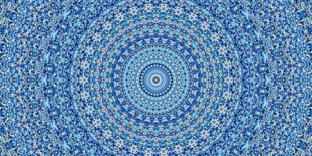 un mandala colorato dalle tonalità azzurre e blu