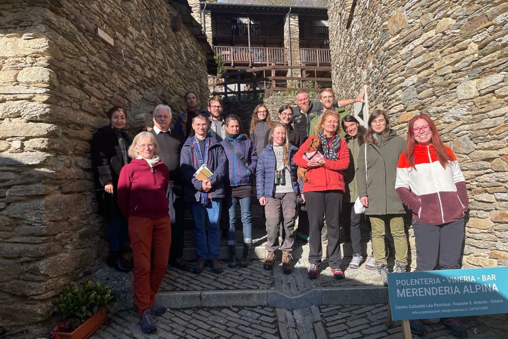 foto di gruppo dei partecipanti al meeting nell'ambito del Grant for Internationalisation -UNITA-