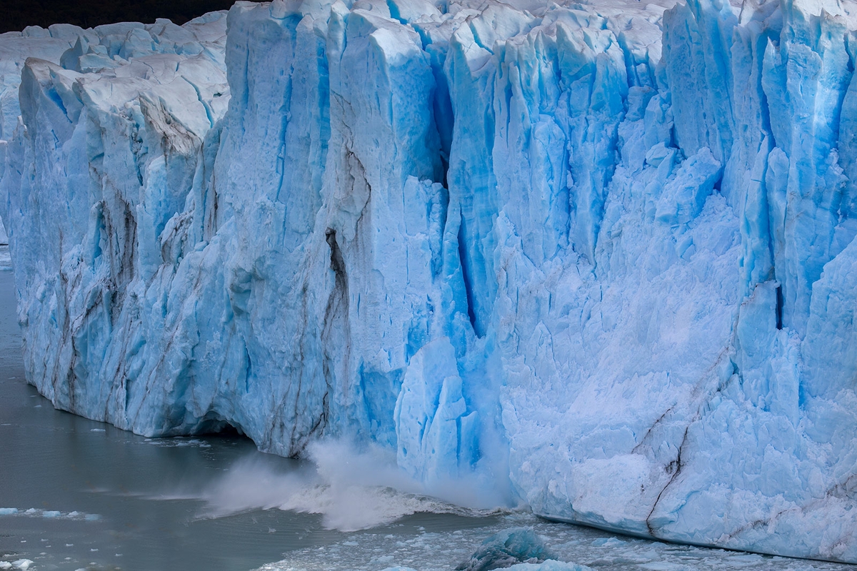 un iceberg, fotografato da Fulvio Beltrando.